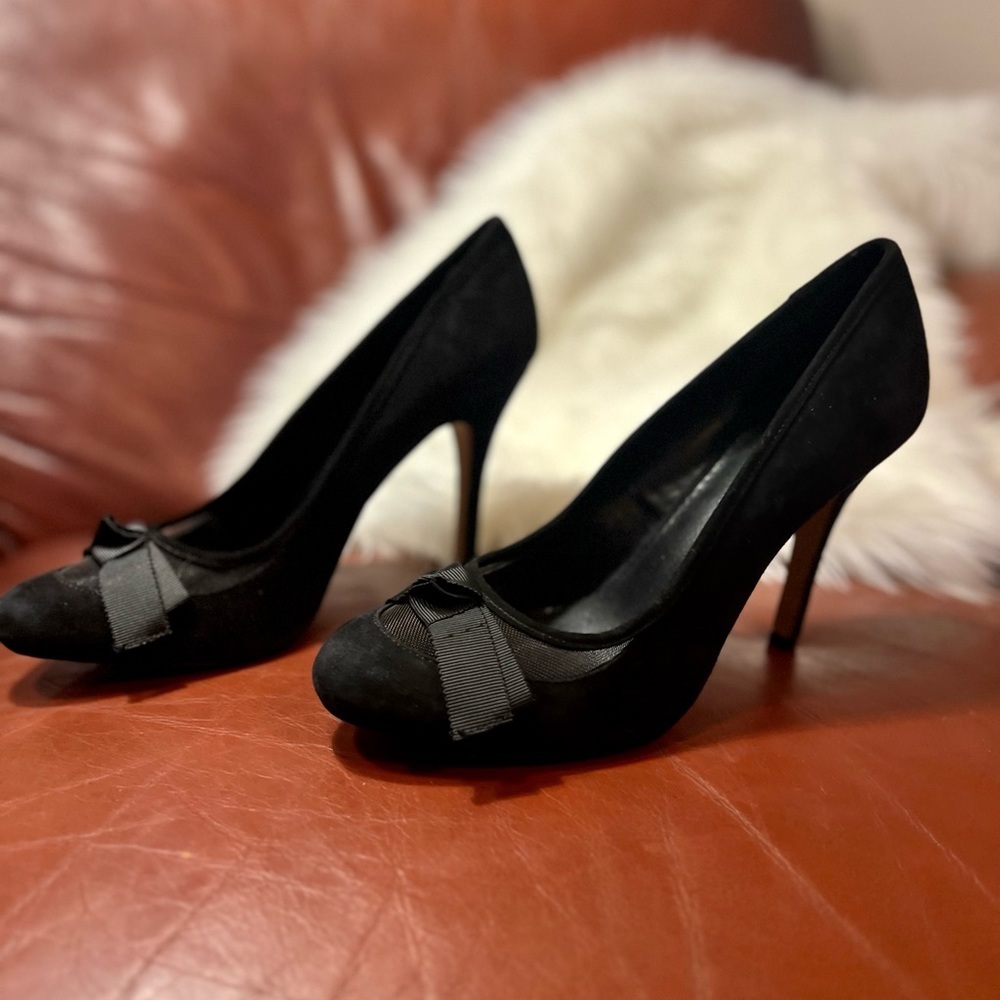 NWOT Black Sole Society Anya Size 8.5M with Bow